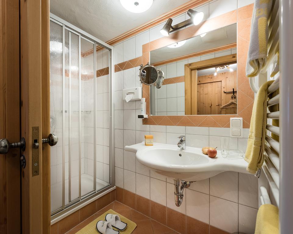 דורפגשטיין Berghotel Hauserbauer מראה חיצוני תמונה